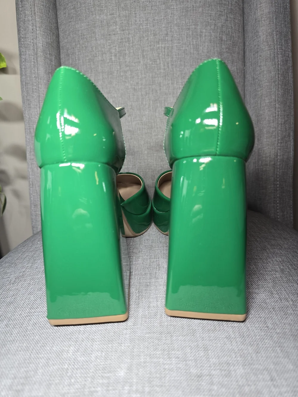 SODA Yuki Green Patent Platform Mary Jane Heels – Women’s Size 8 – New in Box